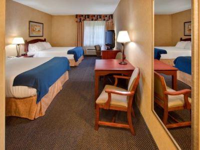 Express By Ihg Hotel 2*